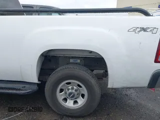 2008 GMC Sierra 3500HD SRW SLT z VIN 1GTHK33648F182602, wystawiony jako IAAI lot #41791227 z przebiegiem 385 336 mil mil oraz . Historia ofert i sprzedaży dostępna na DreamBid. Obrazek 21.
