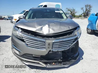 2017 Lincoln MKC Select z VIN 5LMCJ2C95HUL32724, wystawiony jako Copart lot #48186215 z przebiegiem 94 160 mil mil oraz Szkoda całkowita • Salvage title. Historia ofert i sprzedaży dostępna na DreamBid. Obrazek 5.