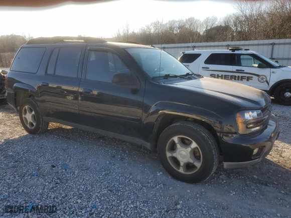 2005 Chevrolet TrailBlazer LS with VIN 1GNES16S156124420, listed as a Copart auction lot 87953635 with 179,730 mi miles and Clean Title. Bid and sale history available at carsss.com. Image 4.