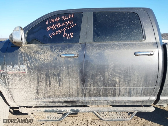 2018 Ram 2500 Laramie with VIN 3C6UR5FL4JG328614, listed as a IAAI auction lot 41420341 with 188,142 mi miles. Bid and sale history available at carsss.com. Image 15.