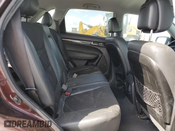 2012 Kia Sorento EX с VIN 5XYKU3A69CG248327, выставлен на аукционе Copart как лот 52068555 с пробегом 197 536 миль миль и Списание • Salvage title. История ставок и продаж доступна на DreamBid. Изображение 10.
