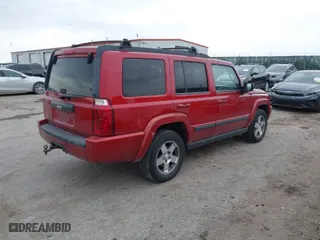 2009 Jeep Commander Sport with VIN 1J8HG48K99C544044, listed as a IAAI auction lot 41741302 with 183,992 mi miles. Bid and sale history available at carsss.com. Image 4.