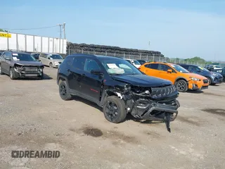 2023 Jeep Compass Trailhawk with VIN 3C4NJDDN5PT566863, listed as a IAAI auction lot 42491908 with 22,109 mi miles and . Bid and sale history available at DreamBid. Image 1.