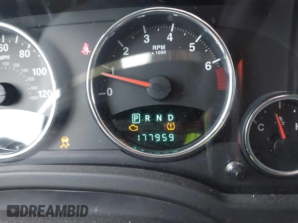 2013 Jeep Patriot Limited z VIN 1C4NJRCB8DD222448, wystawiony jako IAAI lot #41920302 z przebiegiem 177 959 mil mil oraz . Historia ofert i sprzedaży dostępna na DreamBid. Obrazek 15.