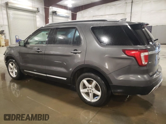 2016 Ford Explorer XLT with VIN 1FM5K8D87GGB50523, listed as a Copart auction lot 53870605 with 164,750 mi miles and Salvage Title. Bid and sale history available at carsss.com. Image 2.