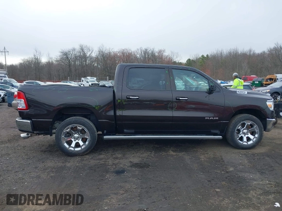 2019 Ram 1500 Big Horn with VIN 1C6SRFFT6KN623770, listed as a IAAI auction lot 41887518 with 46,917 mi miles and . Bid and sale history available at DreamBid. Image 13.