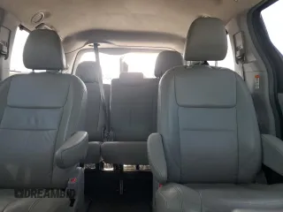 2019 Toyota Sienna XLE with VIN 5TDDZ3DC5KS221137, listed as a Copart auction lot 60358185 with 105,767 mi miles and Salvage title. Bid and sale history available at DreamBid. Image 10.