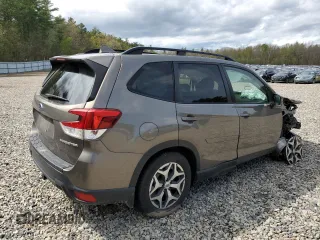 2019 Subaru Forester Premium with VIN JF2SKAGC0KH406181, listed as a Copart auction lot 56172575 with 149,279 mi miles and Salvage title. Bid and sale history available at DreamBid. Image 3.