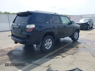 2016 Toyota 4Runner Limited with VIN JTEBU5JR9G5364014, listed as a IAAI auction lot 42147485 with 228,199 mi miles and . Bid and sale history available at DreamBid. Image 4.