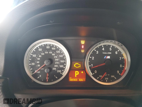 2008 BMW 3 Series M3 with VIN WBSWD93528PY43073, listed as a Copart auction lot 55633365 with 85,950 mi miles and Salvage title. Bid and sale history available at DreamBid. Image 9.