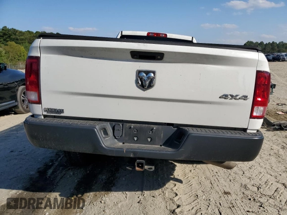 2018 Ram 1500 Tradesman with VIN 3C6JR7DG7JG186490, listed as a Copart auction lot 74712524 with 58,120 mi miles and Salvage title. Bid and sale history available at DreamBid. Image 6.
