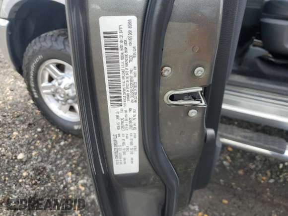 2013 Ram 2500 Laramie с VIN 3C6UR5KL5DG532557, выставлен на аукционе Copart как лот 57077435 с пробегом Не указан миль и Списание • Salvage title. История ставок и продаж доступна на DreamBid. Изображение 13.
