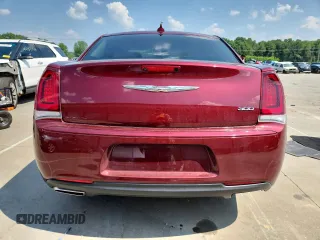 2019 Chrysler 300 Touring with VIN 2C3CCAAG1KH613575, listed as a Copart auction lot 59564495 with 85,680 mi miles and Salvage title. Bid and sale history available at DreamBid. Image 6.