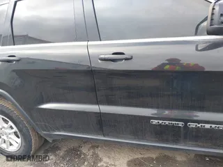 2018 Jeep Grand Cherokee Laredo E with VIN 1C4RJFAG0JC225747, listed as a IAAI auction lot 41691699 with 47,900 mi miles. Bid and sale history available at carsss.com. Image 13.