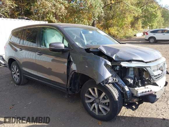 2020 Honda Pilot EX-L z VIN 5FNYF6H53LB069677, wystawiony jako IAAI lot #40581586 z przebiegiem 21 717 mil mil oraz . Historia ofert i sprzedaży dostępna na DreamBid. Obrazek 1.