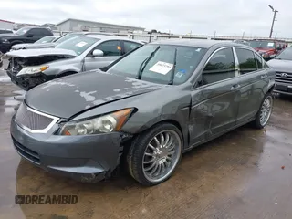 2008 Honda Accord LX z VIN JHMCP26348C033551, wystawiony jako IAAI lot #39023793 z przebiegiem 213 053 mil mil oraz . Historia ofert i sprzedaży dostępna na DreamBid. Obrazek 16.
