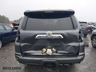 2011 Toyota 4Runner Trail with VIN JTEBU5JR8B5072007, listed as a IAAI auction lot 41545536 with 106,721 mi miles. Bid and sale history available at carsss.com. Image 17.