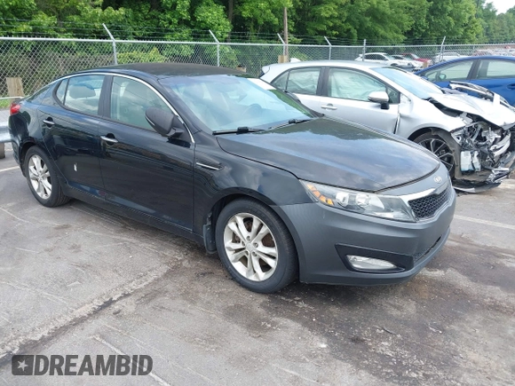 2012 Kia Optima EX z VIN 5XXGN4A78CG035729, wystawiony jako IAAI lot #42394149 z przebiegiem 158 557 mil mil oraz . Historia ofert i sprzedaży dostępna na DreamBid. Obrazek 1.