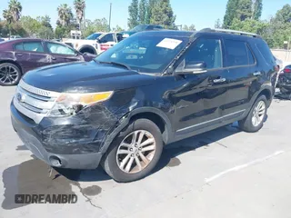 2014 Ford Explorer XLT z VIN 1FM5K7D89EGA54741, wystawiony jako IAAI lot #42228508 z przebiegiem 150 878 mil mil oraz . Historia ofert i sprzedaży dostępna na DreamBid. Obrazek 2.