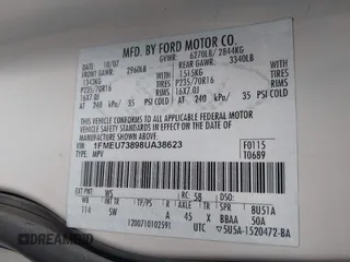 2008 Ford Explorer XLT with VIN 1FMEU73898UA38623, listed as a IAAI auction lot 42044003 with 235,591 mi miles. Bid and sale history available at carsss.com. Image 9.