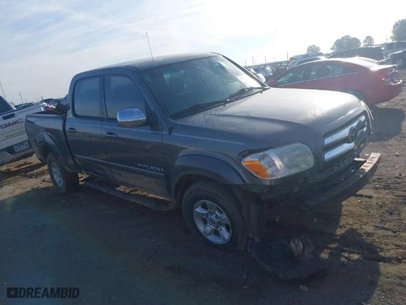 2005 Toyota Tundra SR5 with VIN 5TBET341X5S492020, listed as a IAAI auction lot 39732323 with 163,863 mi miles. Bid and sale history available at carsss.com. Image 1.