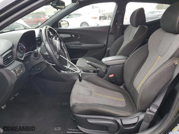2019 Hyundai Veloster Turbo R-Spec with VIN KMHTH6AB9KU015919, listed as a Copart auction lot 79697724 with 116,420 mi miles and Salvage Title. Bid and sale history available at carsss.com. Image 7.