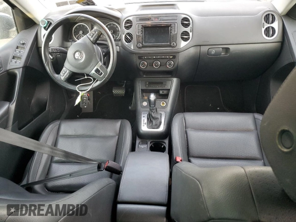 2016 Volkswagen Tiguan R-Line with VIN WVGBV7AX5GW573820, listed as a Copart auction lot 42363515 with 124,283 mi miles and Salvage Title. Bid and sale history available at DreamBid. Image 8.