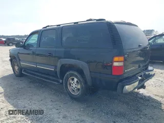 2002 Chevrolet Suburban LS with VIN 3GNEC16Z72G237048, listed as a IAAI auction lot 41900922 with 185,253 mi miles. Bid and sale history available at carsss.com. Image 3.