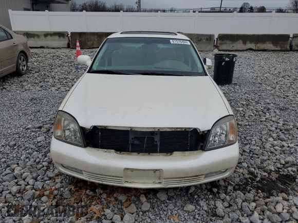 2000 Cadillac DeVille DTS z VIN 1G6KF5797YU263599, wystawiony jako Copart lot #81576484 z przebiegiem 118 414 mil mil oraz Szkoda całkowita • Salvage title. Historia ofert i sprzedaży dostępna na DreamBid. Obrazek 5.