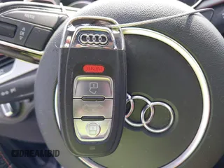 2014 Audi S5 Prestige z VIN WAUVGAFR8EA033713, wystawiony jako IAAI lot #42298683 z przebiegiem 32 062 mil mil oraz . Historia ofert i sprzedaży dostępna na DreamBid. Obrazek 11.