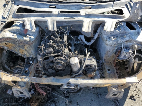 2010 Audi A4 Premium Plus z VIN WAUEFAFL3AN001933, wystawiony jako Copart lot #58337385 z przebiegiem Nie podano mil oraz Nie do naprawy • Non repairable. Historia ofert i sprzedaży dostępna na DreamBid. Obrazek 11.
