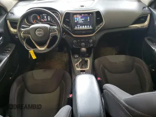 2016 Jeep Cherokee Latitude с VIN 1C4PJMCS1GW198093, выставлен на аукционе Copart как лот 59973985 с пробегом 115 571 миль миль и Чистый • Clean title. История ставок и продаж доступна на DreamBid. Изображение 8.