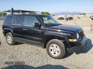 2012 Jeep Patriot Sport with VIN 1C4NJPBA6CD530505, listed as a Copart auction lot 62421155 with 155,496 mi miles and Salvage title. Bid and sale history available at DreamBid. Image 4.