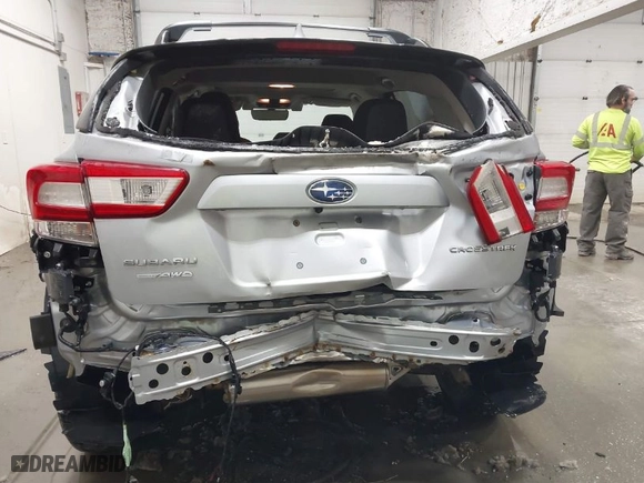 2019 Subaru Crosstrek Limited with VIN JF2GTANC3KH272742, listed as a IAAI auction lot 41432798 with 56,487 mi miles. Bid and sale history available at carsss.com. Image 6.