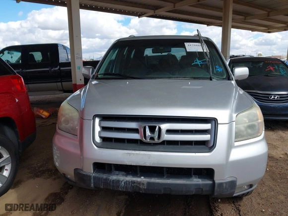2006 Honda Pilot EX-L with RES with VIN 2HKYF186X6H523621, listed as a IAAI auction lot 41756667 with 205,149 mi miles. Bid and sale history available at carsss.com. Image 6.