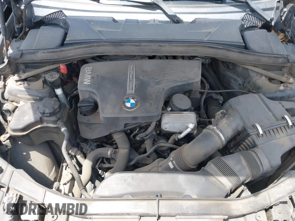 2013 BMW X1 28i z VIN WBAVM1C55DVW44221, wystawiony jako IAAI lot #42248043 z przebiegiem 112 388 mil mil oraz . Historia ofert i sprzedaży dostępna na DreamBid. Obrazek 10.