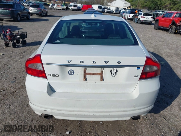 2010 Volvo S80 I6 with VIN YV1960AS0A1127147, listed as a IAAI auction lot 41932324 with 209,194 mi miles. Bid and sale history available at carsss.com. Image 16.