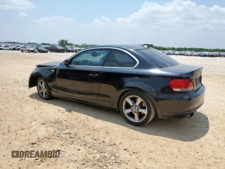 2009 BMW 1 Series 128i z VIN WBAUP73559VK76443, wystawiony jako Copart lot #58270455 z przebiegiem 151 731 mil mil oraz Szkoda całkowita • Salvage title. Historia ofert i sprzedaży dostępna na DreamBid. Obrazek 2.
