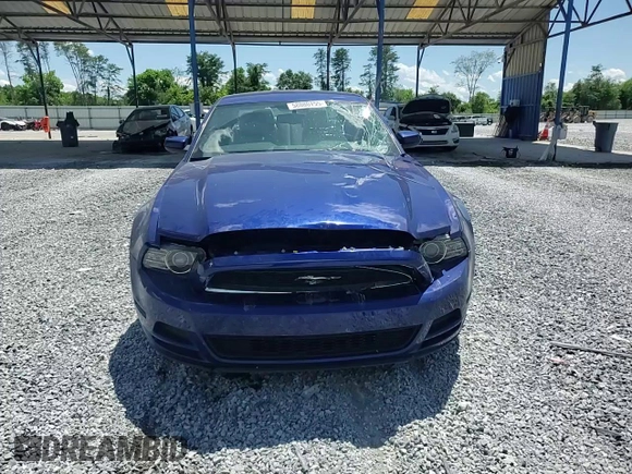 2014 Ford Mustang V6 z VIN 1ZVBP8AM9E5318520, wystawiony jako Copart lot #58080755 z przebiegiem 67 778 mil mil oraz Szkoda całkowita • Salvage title. Historia ofert i sprzedaży dostępna na DreamBid. Obrazek 13.