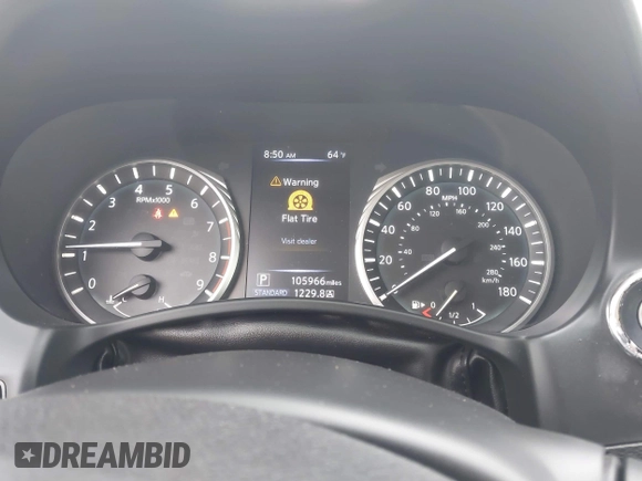 2018 Infiniti Q50 3.0t Luxe with VIN JN1EV7AR0JM433540, listed as a IAAI auction lot 42129284 with 105,966 mi miles. Bid and sale history available at carsss.com. Image 7.
