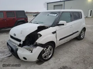 2010 Kia Soul + with VIN KNDJT2A20A7145233, listed as a Copart auction lot 89182355 with 199,077 mi miles and Salvage Title. Bid and sale history available at carsss.com. Image 1.