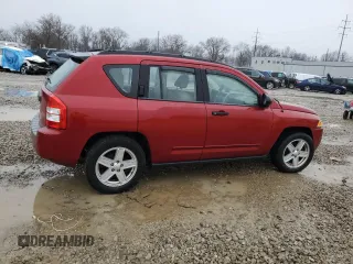 2008 Jeep Compass Sport with VIN 1J8FT47W48D501120, listed as a Copart auction lot 43440675 with 70,528 mi miles and Salvage Title. Bid and sale history available at carsss.com. Image 3.