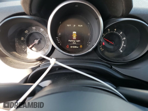 2017 FIAT 500X Urbana Edition с VIN ZFBCFXCB1HP620668, выставлен на аукционе Copart как лот 52623995 с пробегом 91 509 миль миль и Чистый • Clean title. История ставок и продаж доступна на DreamBid. Изображение 9.