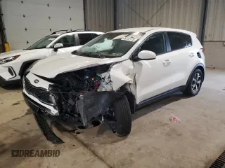 2020 Kia Sportage LX z VIN KNDPMCAC0L7631260, wystawiony jako Copart lot #59722175 z przebiegiem Nie podano mil oraz Szkoda całkowita • Salvage title. Historia ofert i sprzedaży dostępna na DreamBid. Obrazek 1.