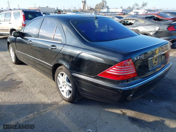 2006 Mercedes-Benz S-Class 3.7L with VIN WDBNF67JX6A473072, listed as a IAAI auction lot 41495486 with 161,762 mi miles. Bid and sale history available at carsss.com. Image 3.