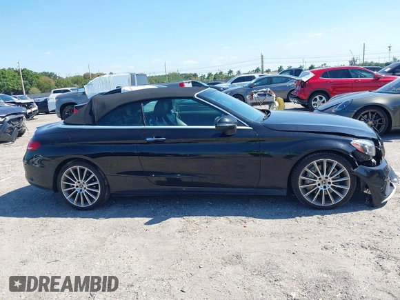 2018 Mercedes-Benz C 300 with VIN WDDWK4JB2JF705818, listed as a IAAI auction lot 42039220 with 73,199 mi miles and . Bid and sale history available at DreamBid. Image 13.