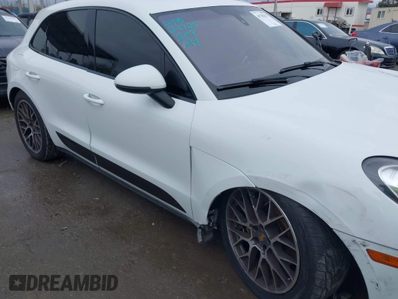 2016 Porsche Macan S with VIN WP1AB2A52GLB51109, listed as a IAAI auction lot 41782517 with 96,218 mi miles and . Bid and sale history available at DreamBid. Image 6.