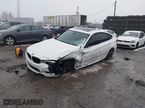 2017 BMW 3 Series z VIN WBA8Y3C32HG451028, wystawiony jako IAAI lot #41552648 z przebiegiem Nie podano mil oraz . Historia ofert i sprzedaży dostępna na DreamBid. Obrazek 17.