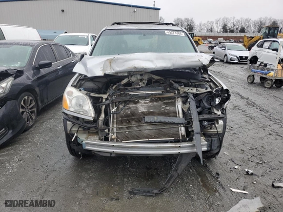 2004 Honda Pilot LX with VIN 2HKYF18124H555240, listed as a Copart auction lot 45273385 with 250,091 mi miles and Salvage Title. Bid and sale history available at carsss.com. Image 5.