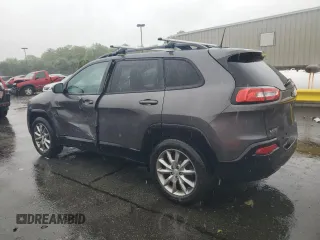 2018 Jeep Cherokee Latitude с VIN 1C4PJMCB8JD610139, выставлен на аукционе Copart как лот 57360335 с пробегом 168 820 миль миль и Списание • Salvage title. История ставок и продаж доступна на DreamBid. Изображение 2.
